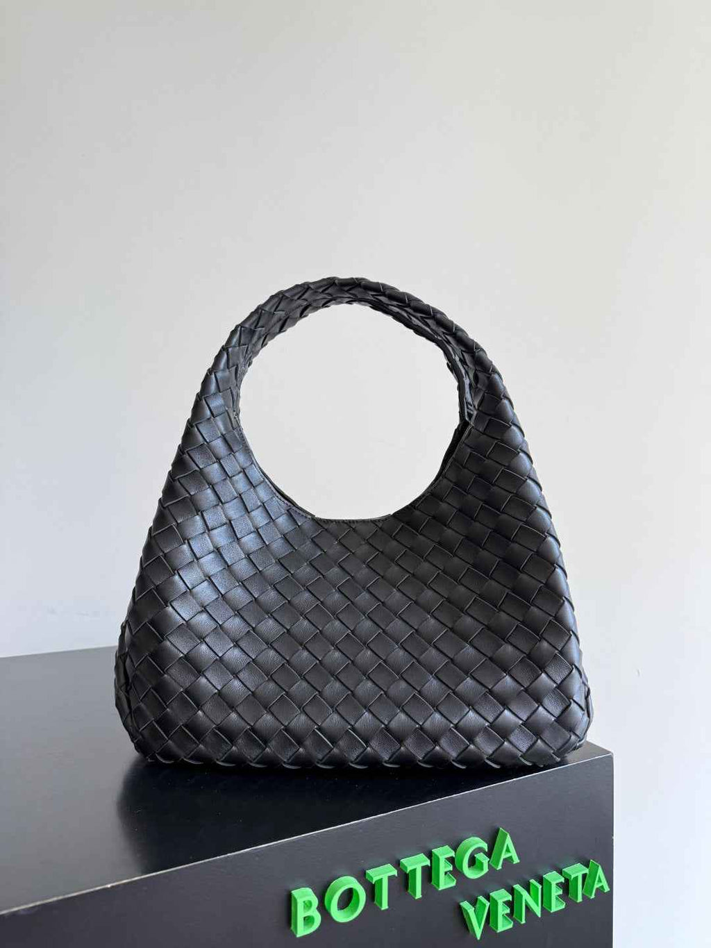 Bottega Veneta Medium Campana Bag 844249 in Black