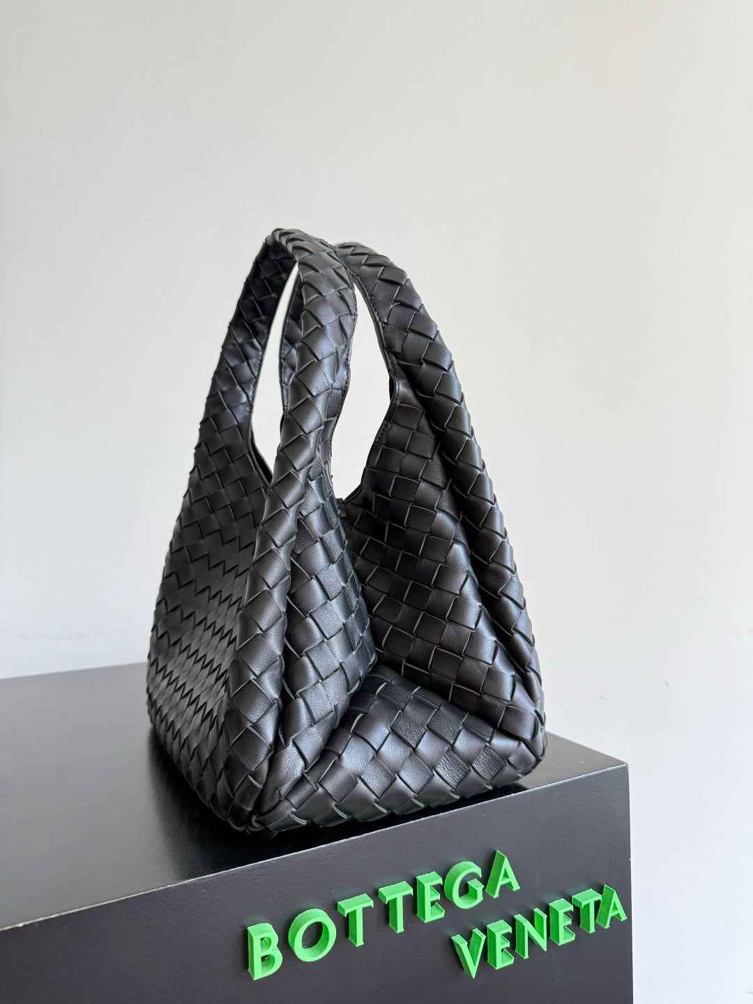 Bottega Veneta Medium Campana Bag 844249 in Black