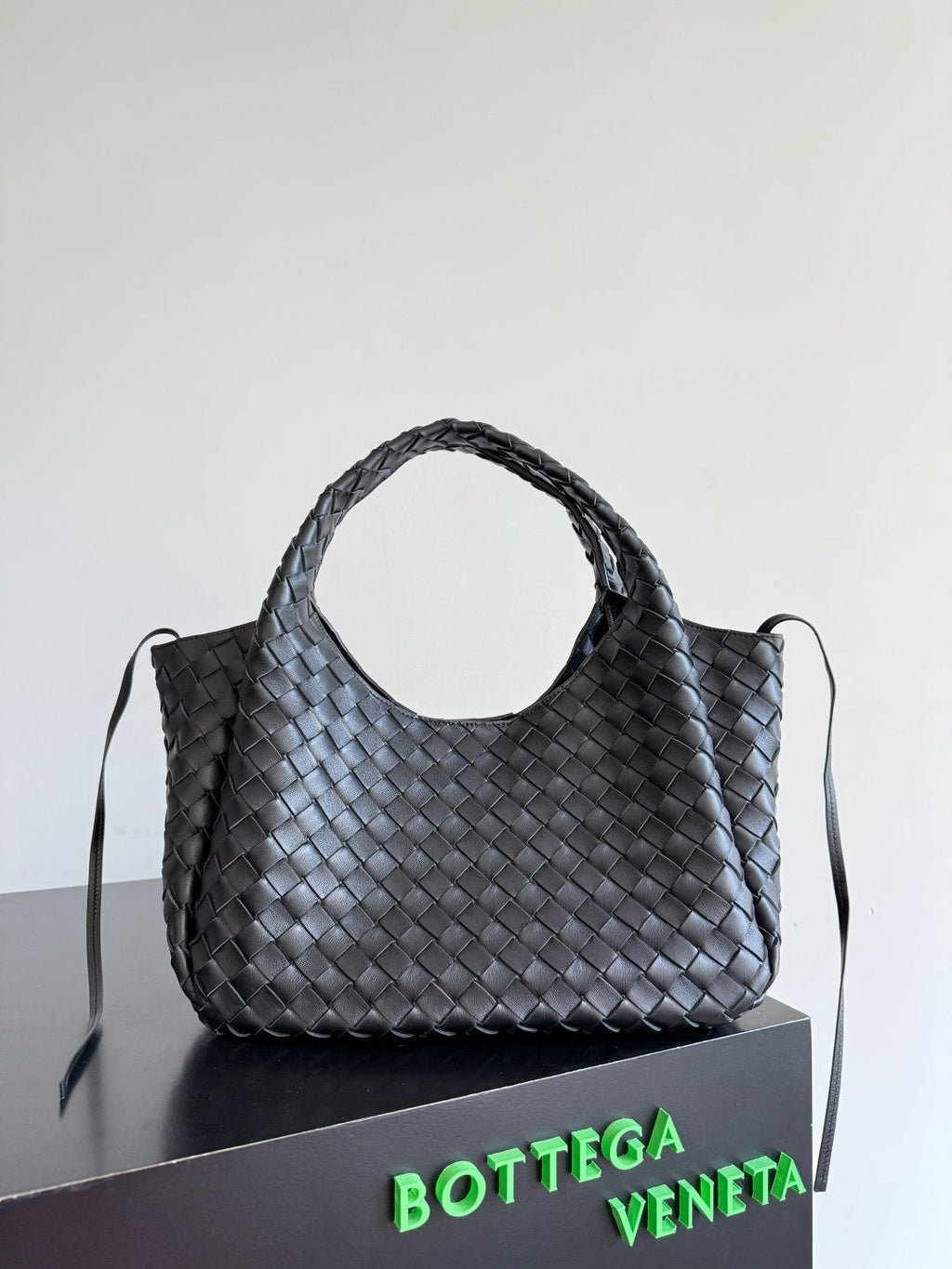 Bottega Veneta Medium Campana Bag 844249 in Black