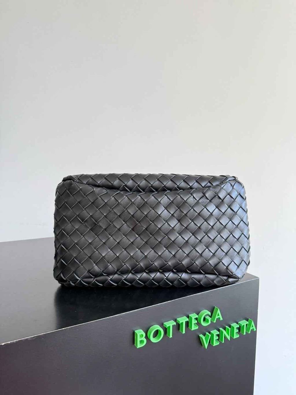 Bottega Veneta Medium Campana Bag 844249 in Black