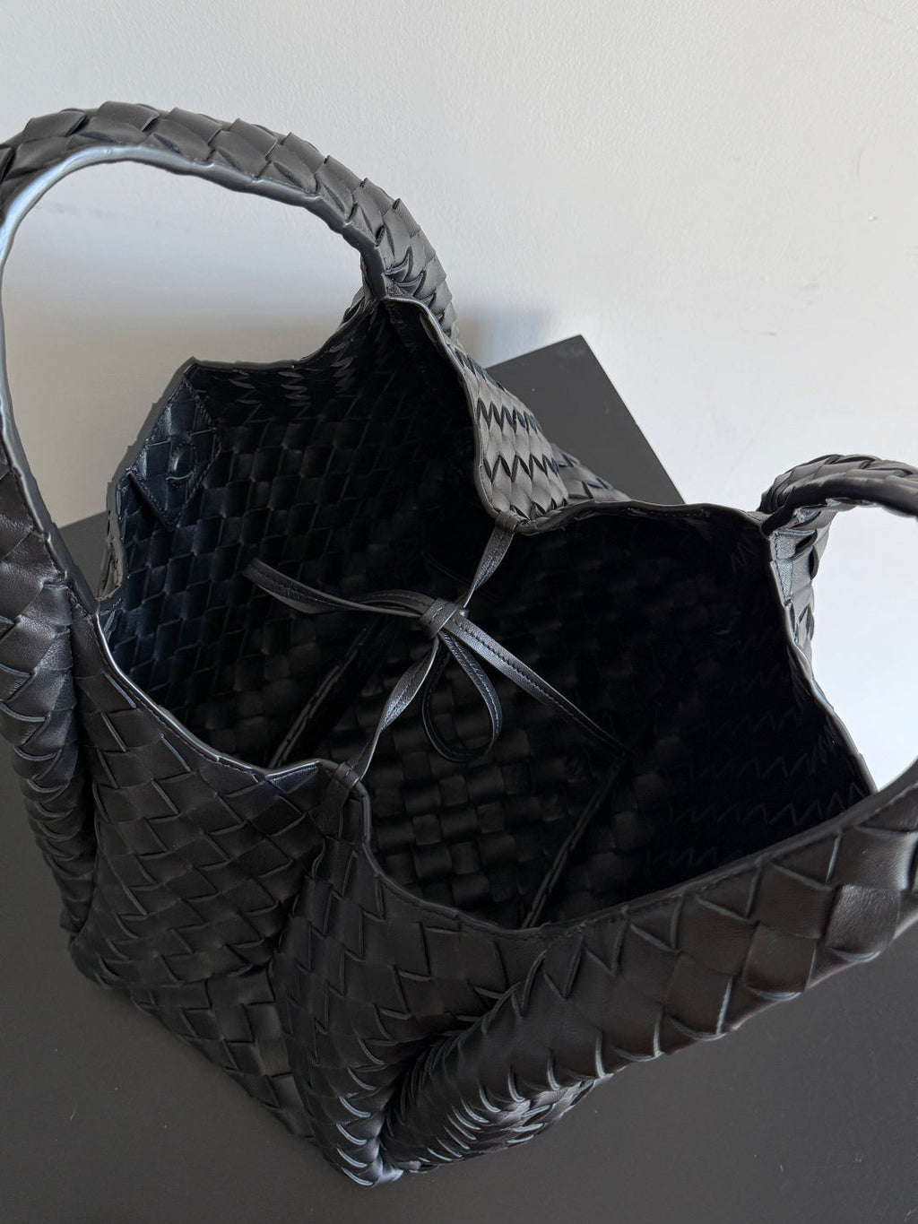 Bottega Veneta Medium Campana Bag 844249 in Black
