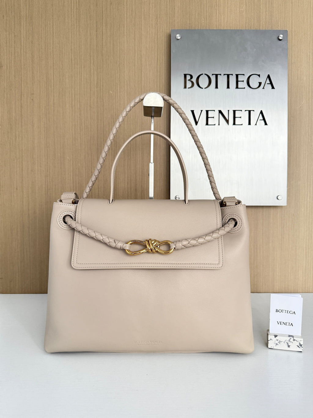 Bottega Veneta Medium Ciao Ciao 817231 in Beige Calfskin