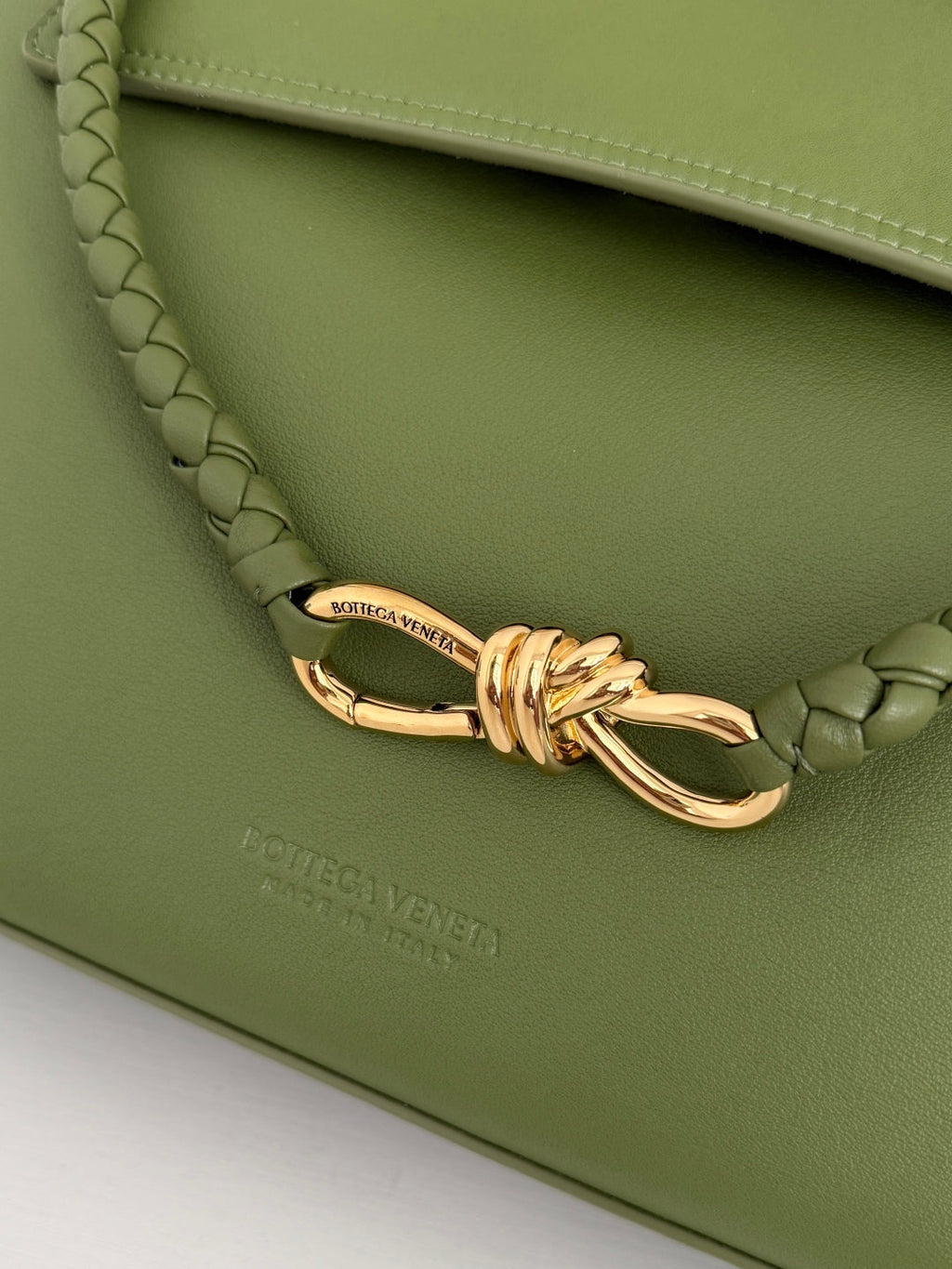 Bottega Veneta Medium Ciao Ciao 817231 in Green Calfskin