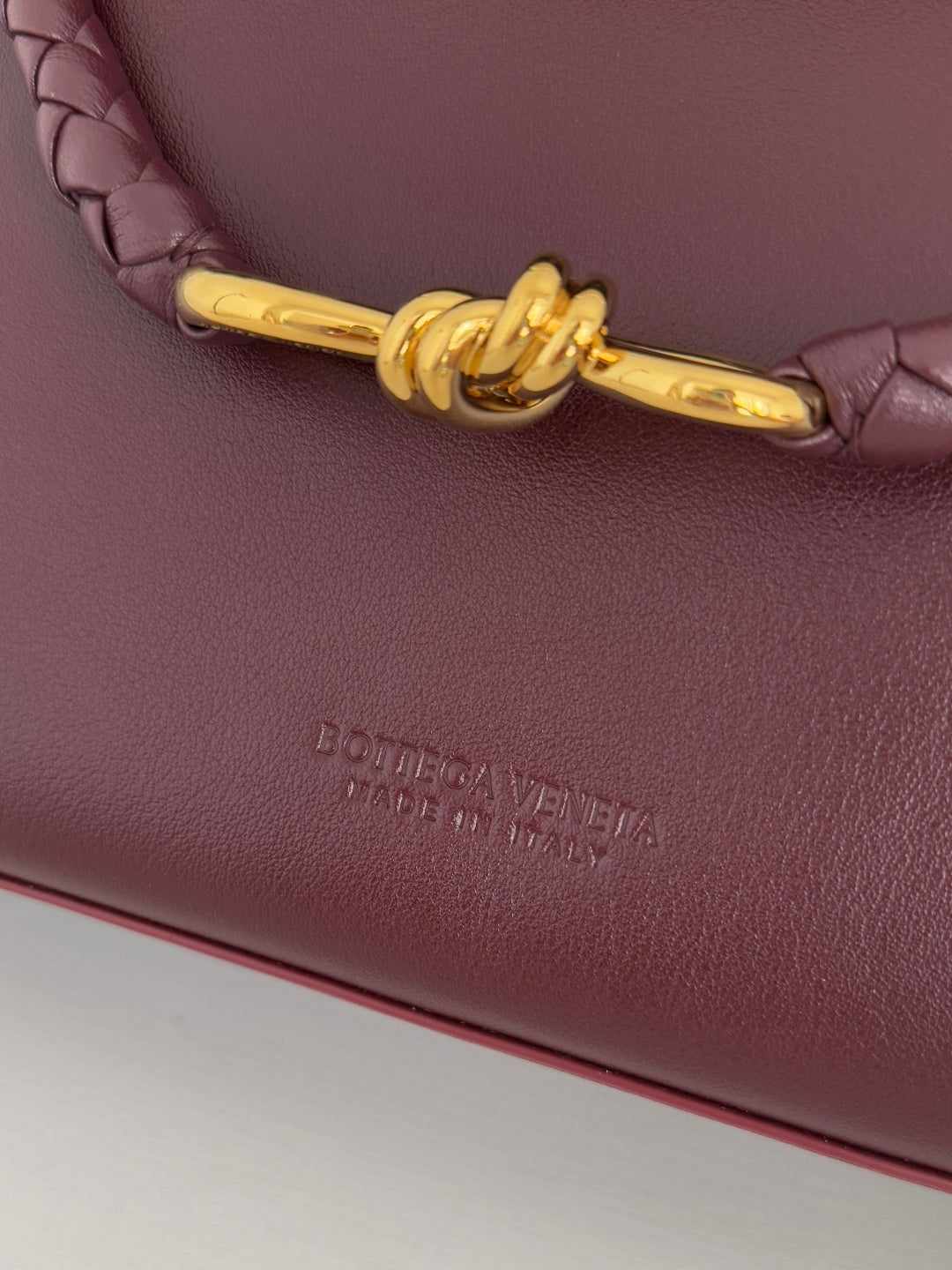 Bottega Veneta Medium Ciao Ciao 817231 in Wine Red Calfskin