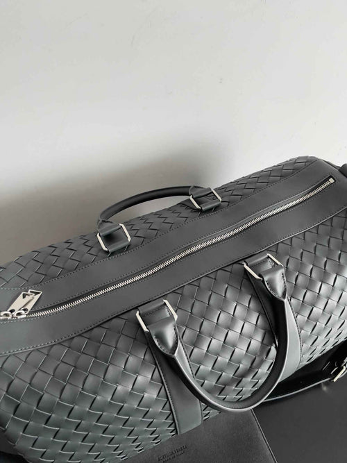 Bottega Veneta Medium Intrecciato Duffle 650066 Calfskin Green