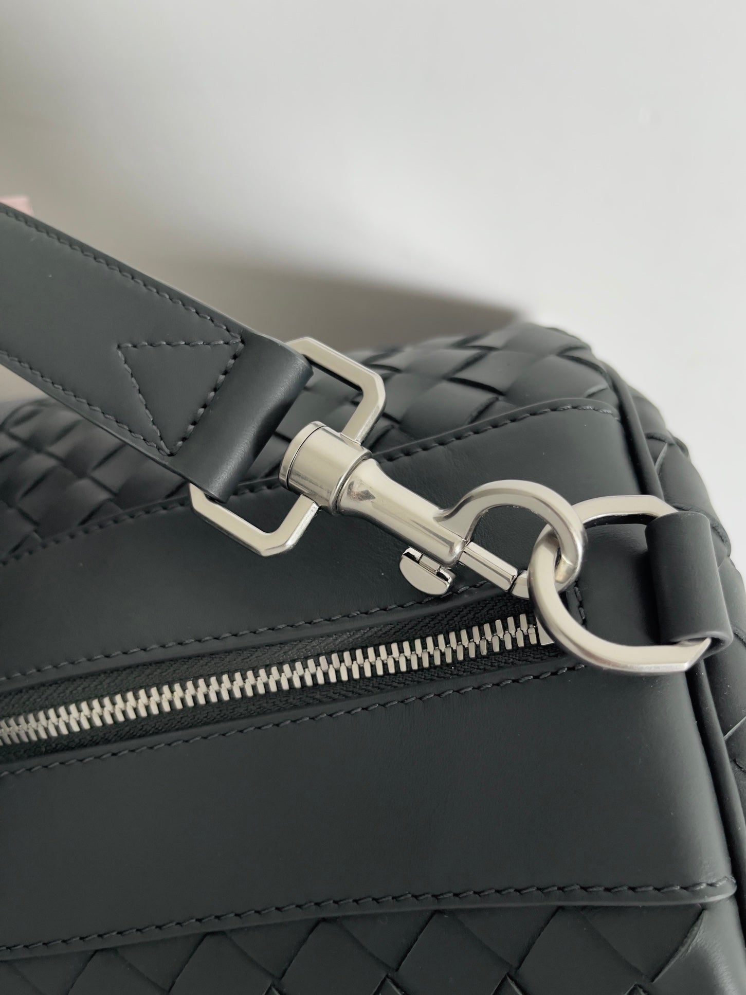 Bottega Veneta Medium Intrecciato Duffle 650066 Calfskin Green