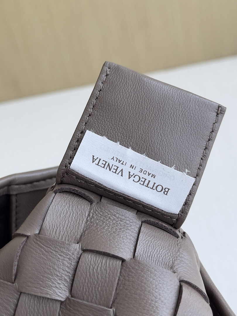 Bottega Veneta Medium Sardine 754988 Lambskin Khaki