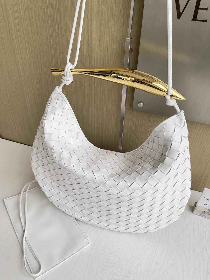 Bottega Veneta Medium Sardine 754988 Lambskin White