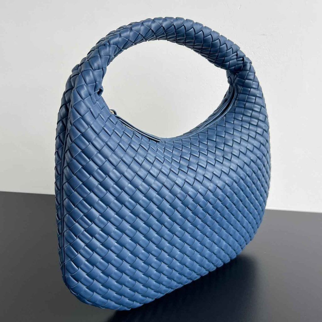 Bottega Veneta Medium Veneta Bag 856737 in Blue