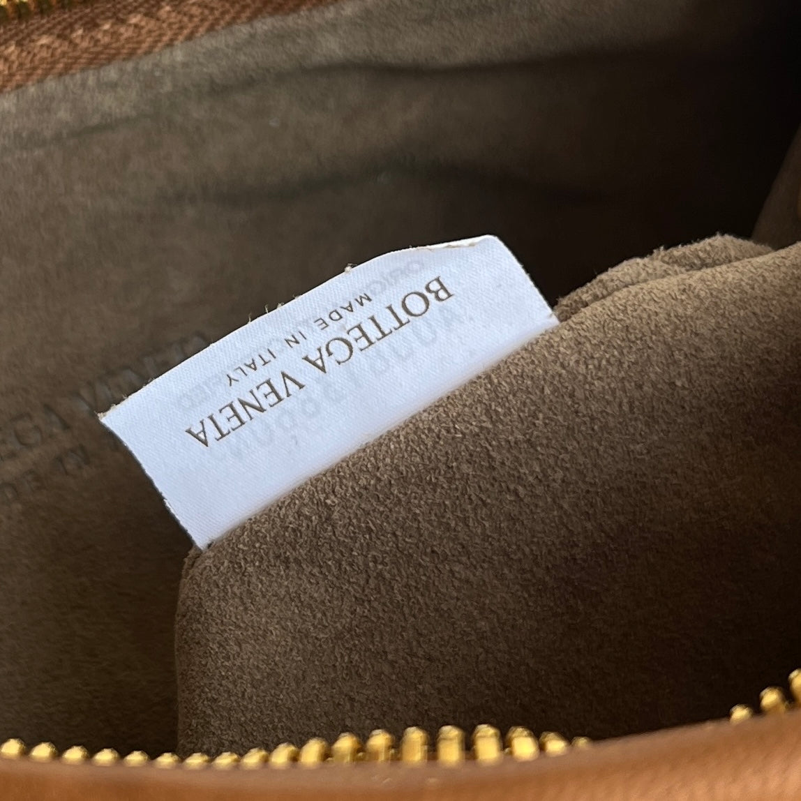 Bottega Veneta Medium Veneta Bag 856737 in Brown