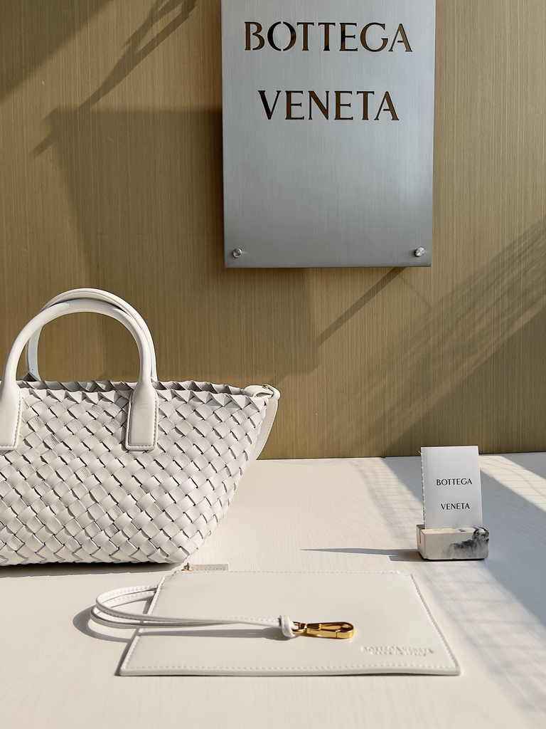 Bottega Veneta Mini Cabat 709464 White Intreccio lambskin leather