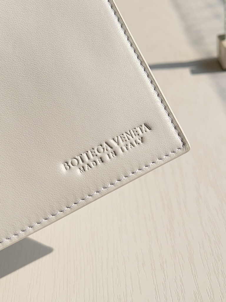 Bottega Veneta Mini Cabat 709464 White Intreccio lambskin leather