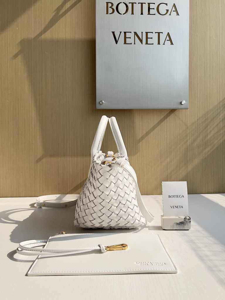Bottega Veneta Mini Cabat 709464 White Intreccio lambskin leather