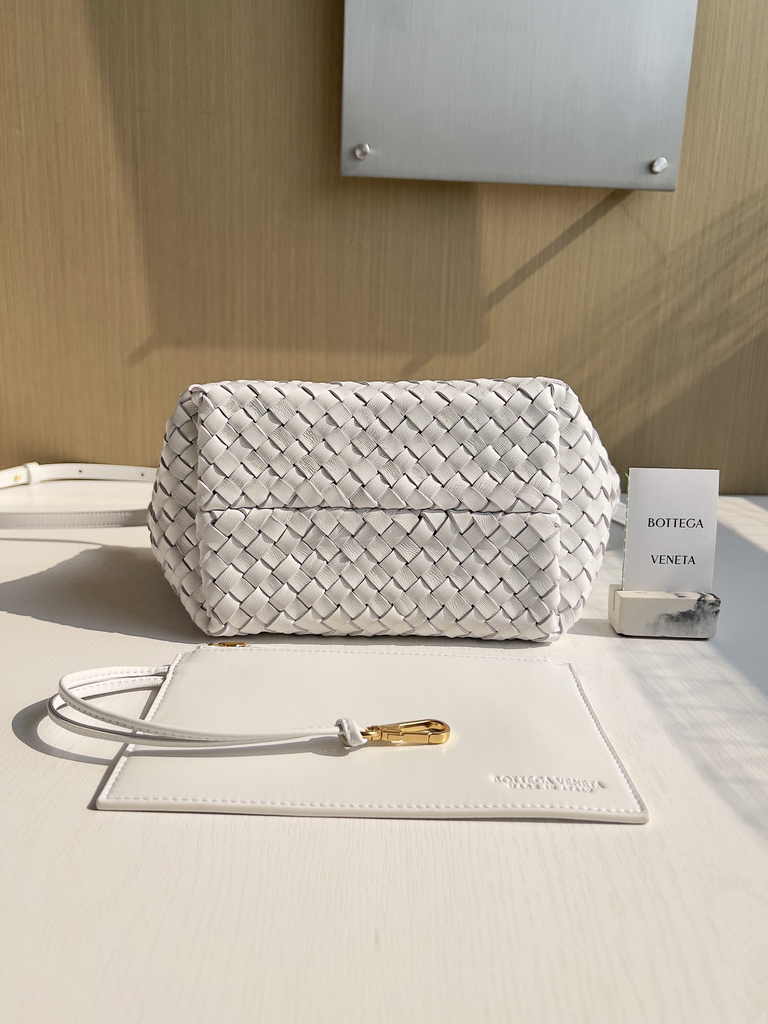 Bottega Veneta Mini Cabat 709464 White Intreccio lambskin leather