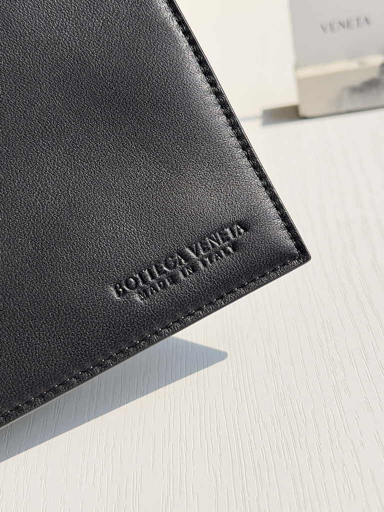 Bottega Veneta Mini Cabat 709464 Intreccio lambskin leather Black