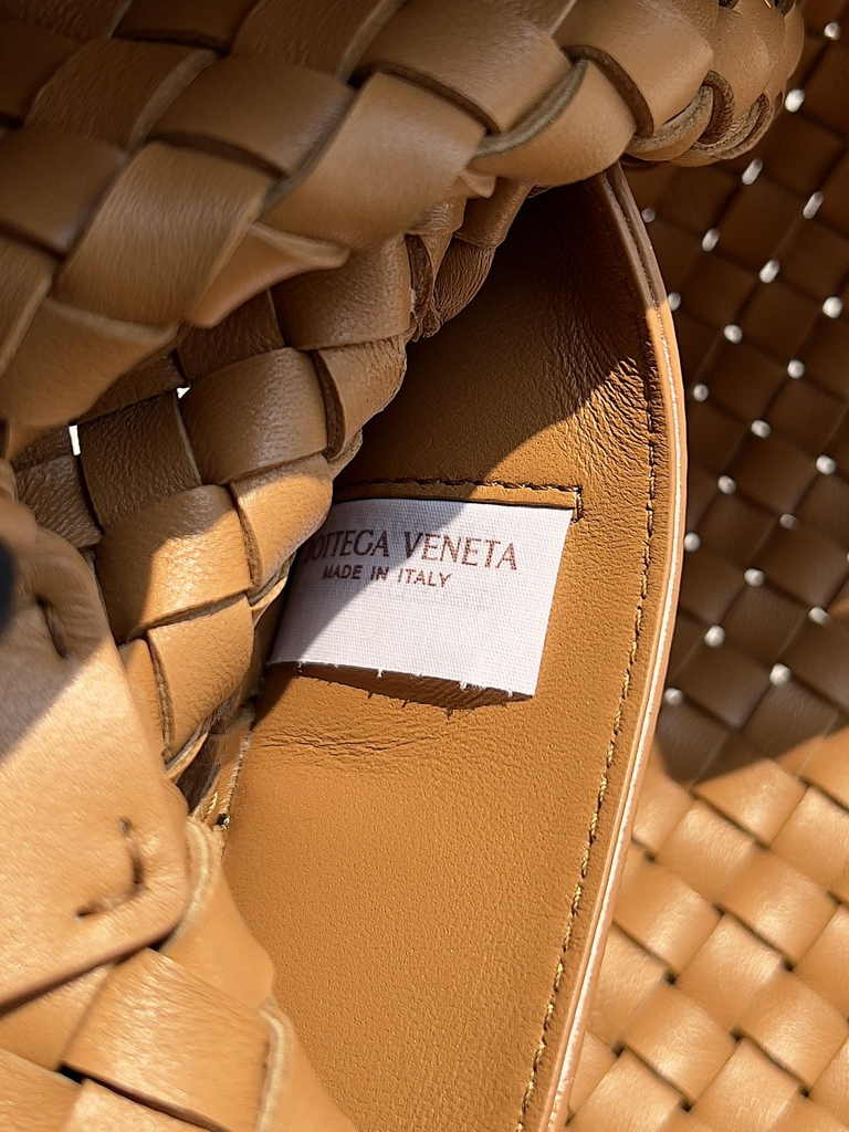 Bottega Veneta Mini Cabat 709464 brown Intreccio lambskin leather