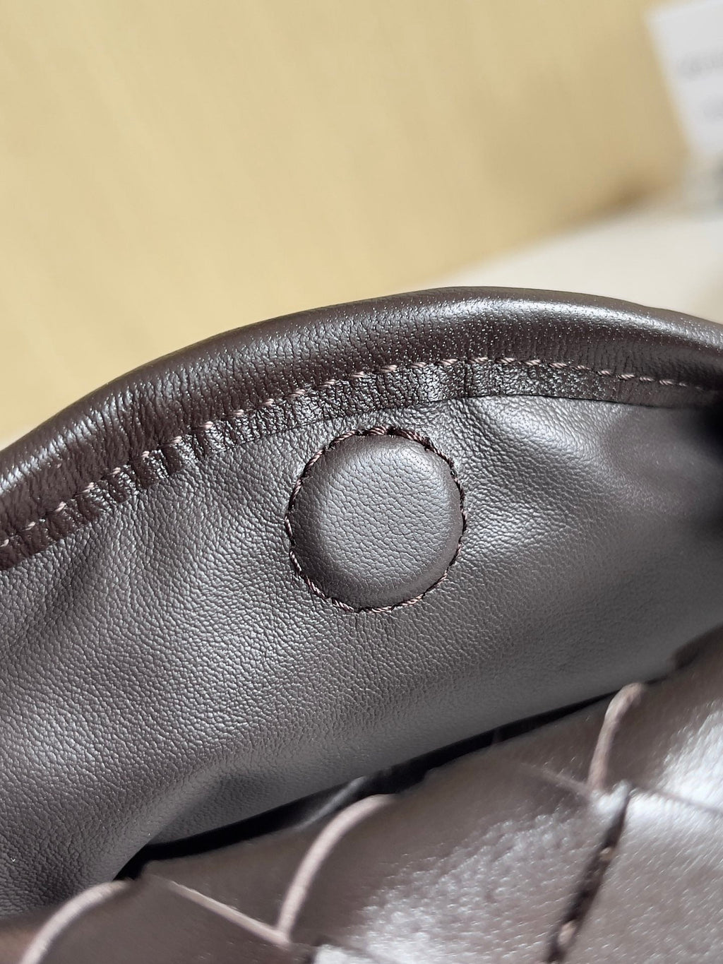 Bottega Veneta Mini Hop 777586 Calfskin Brown