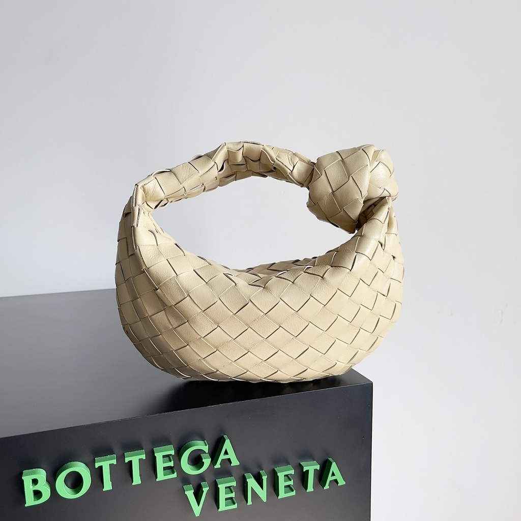 Bottega Veneta Mini Jodie top handle bag 651876 Lamb skin Beige