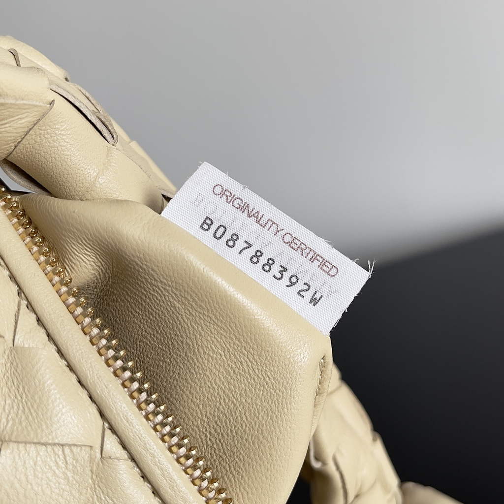 Bottega Veneta Mini Jodie top handle bag 651876 Lamb skin Beige
