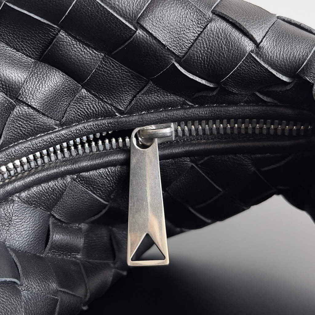 Bottega Veneta Mini Jodie top handle bag 651876 Lamb skin Black