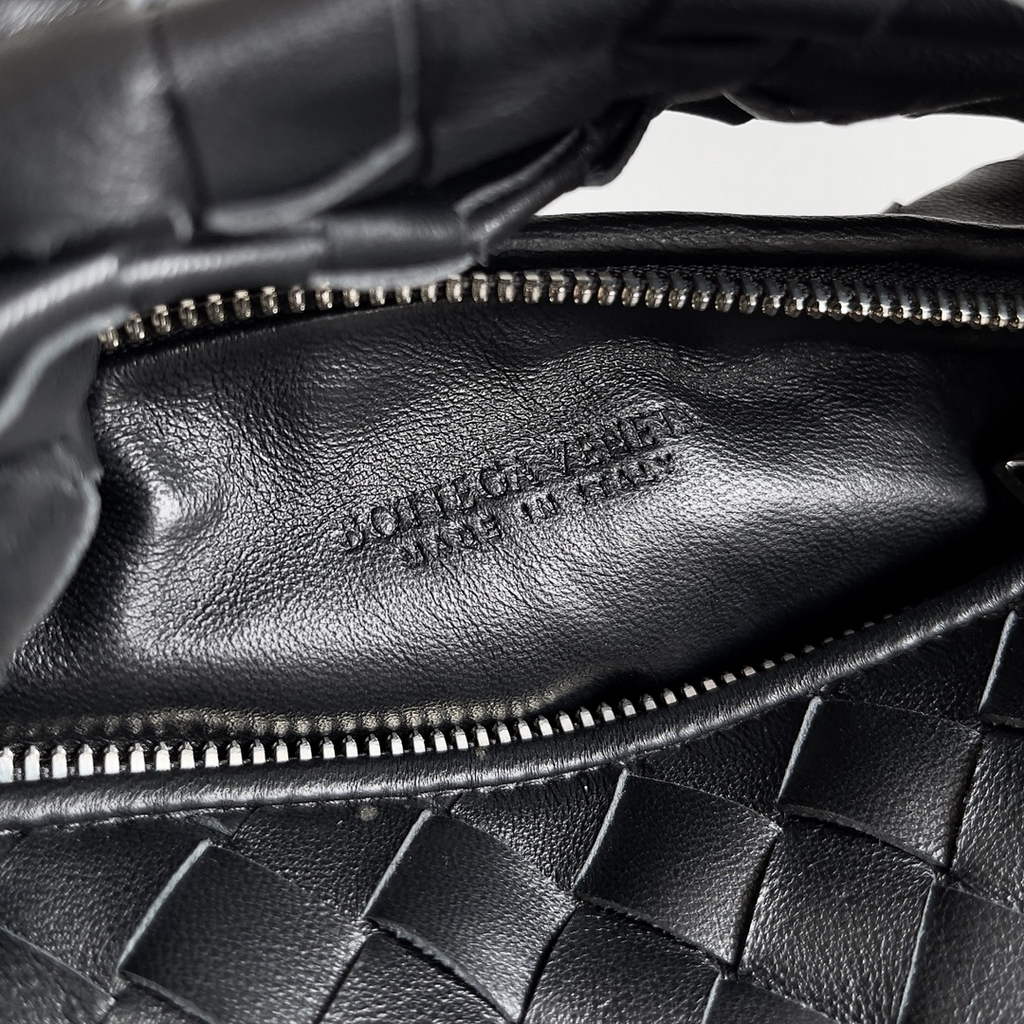 Bottega Veneta Mini Jodie top handle bag 651876 Lamb skin Black
