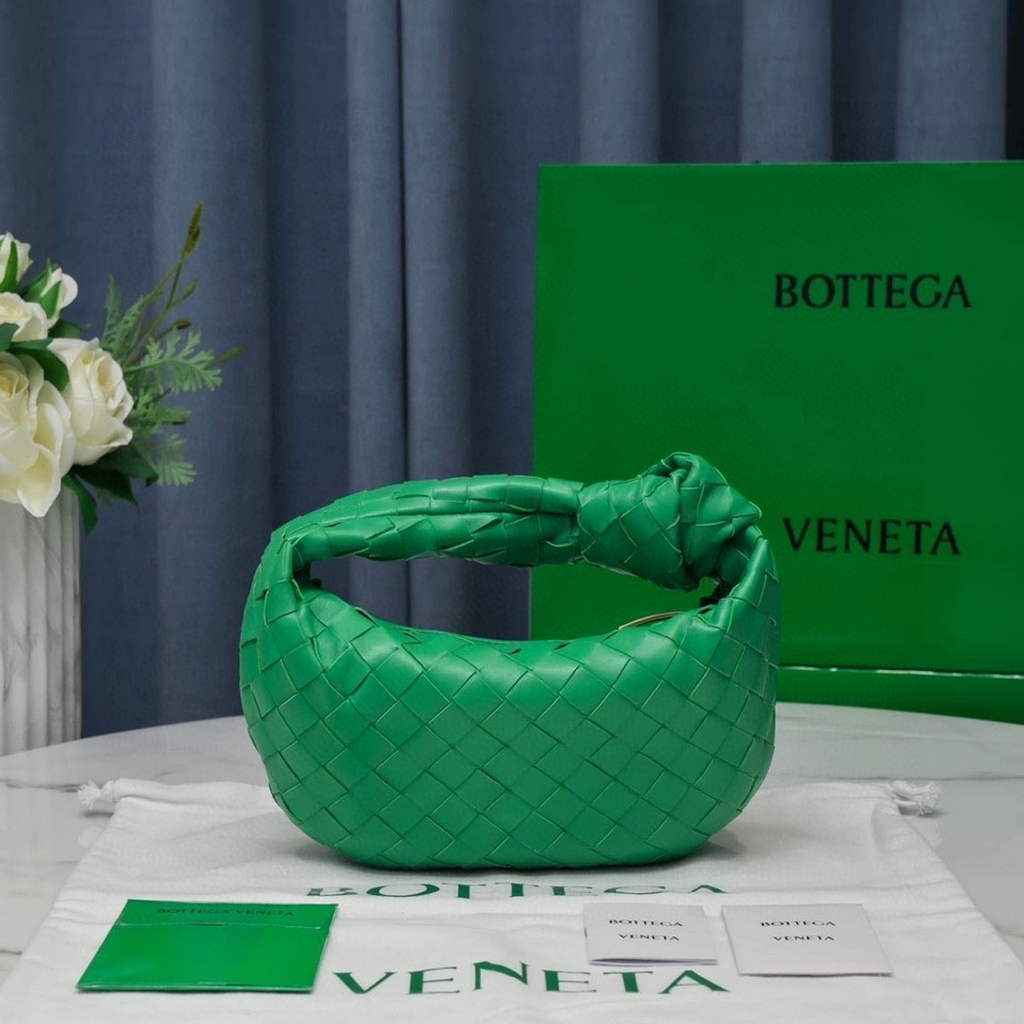 Bottega Veneta Mini Jodie top handle bag 651876 Green Lambskin