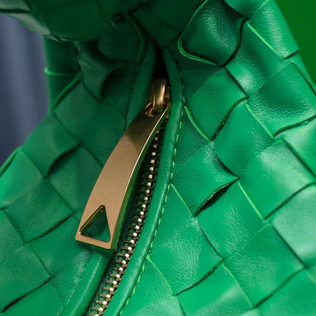 Bottega Veneta Mini Jodie top handle bag 651876 Green Lambskin