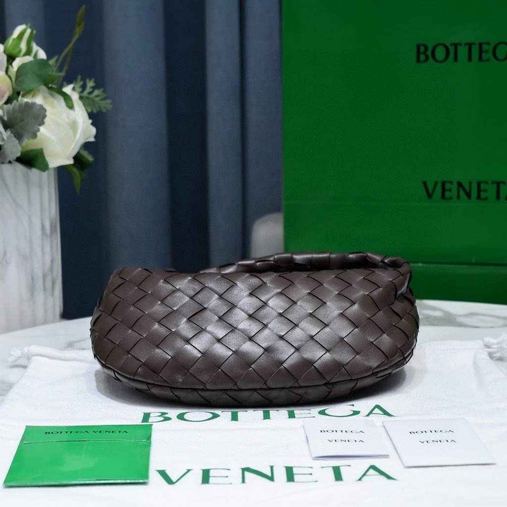 Bottega Veneta Mini Jodie top handle bag 651876 Lambskin Coffee