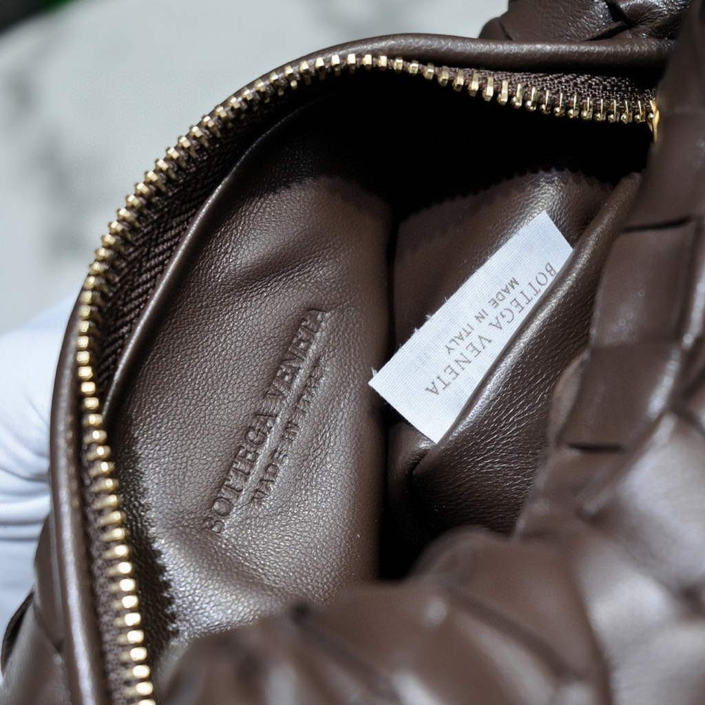 Bottega Veneta Mini Jodie top handle bag 651876 Lambskin Coffee