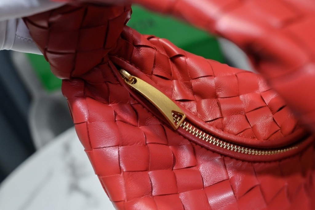 Bottega Veneta Mini Jodie top handle bag 651876 Red Lambskin