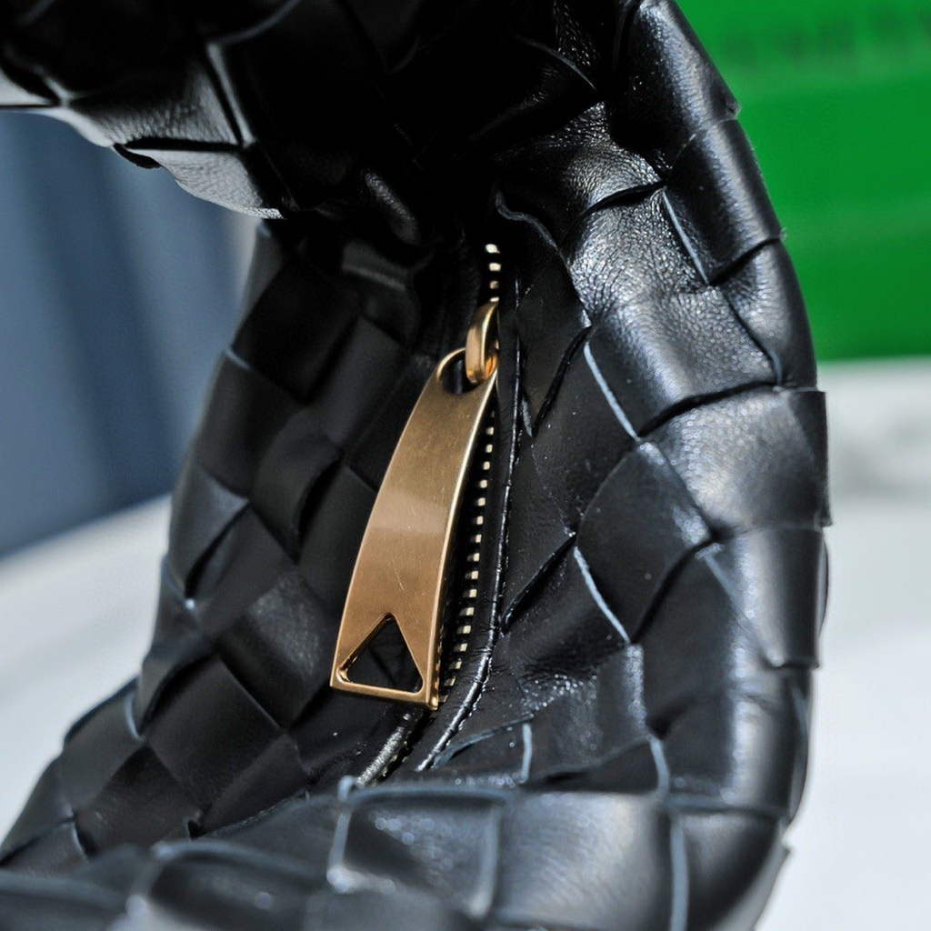 Bottega Veneta Mini Jodie top handle bag 651876 Black Lambskin