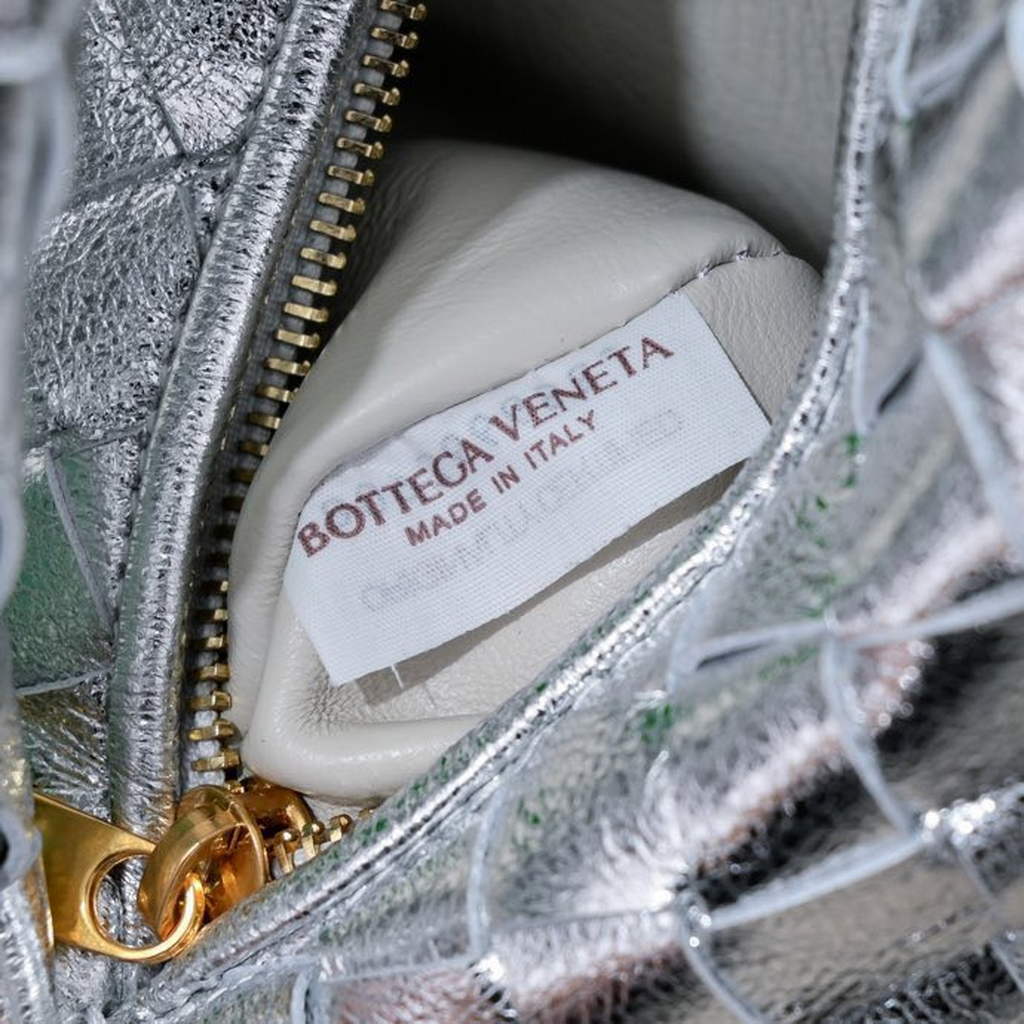 Bottega Veneta Mini Jodie top handle bag 651876 Lamb skin Silver