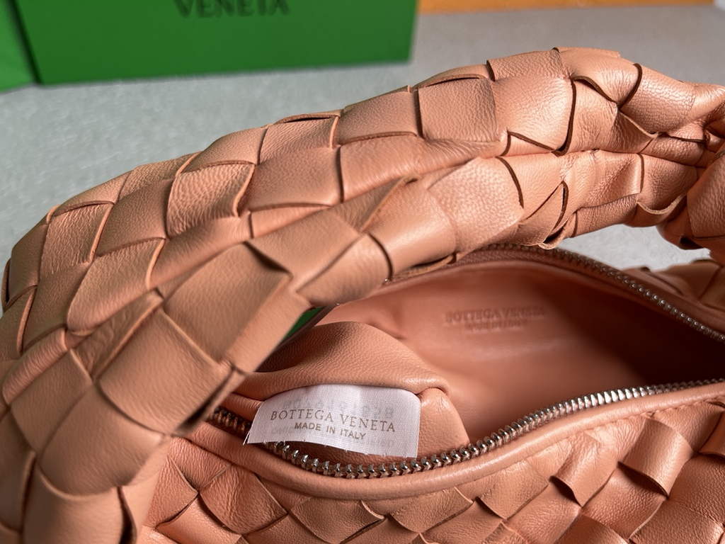 Bottega Veneta Mini Jodie top handle bag 651876 Lamb skin Light Pink