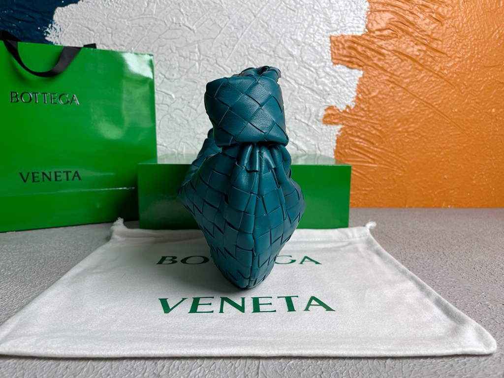 Bottega Veneta Mini Jodie top handle bag 651876 Lamb skin Blue