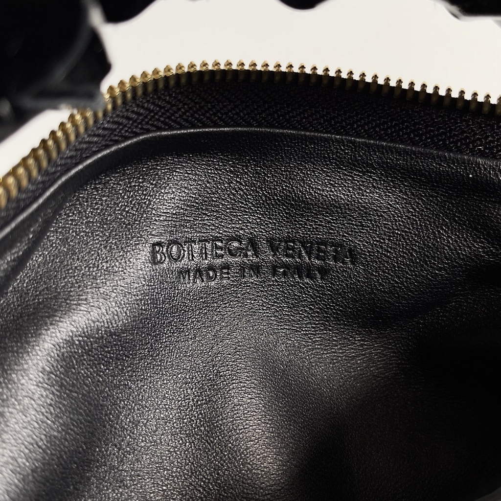 Bottega Veneta Mini Jodie top handle bag 651876 Black skin leather