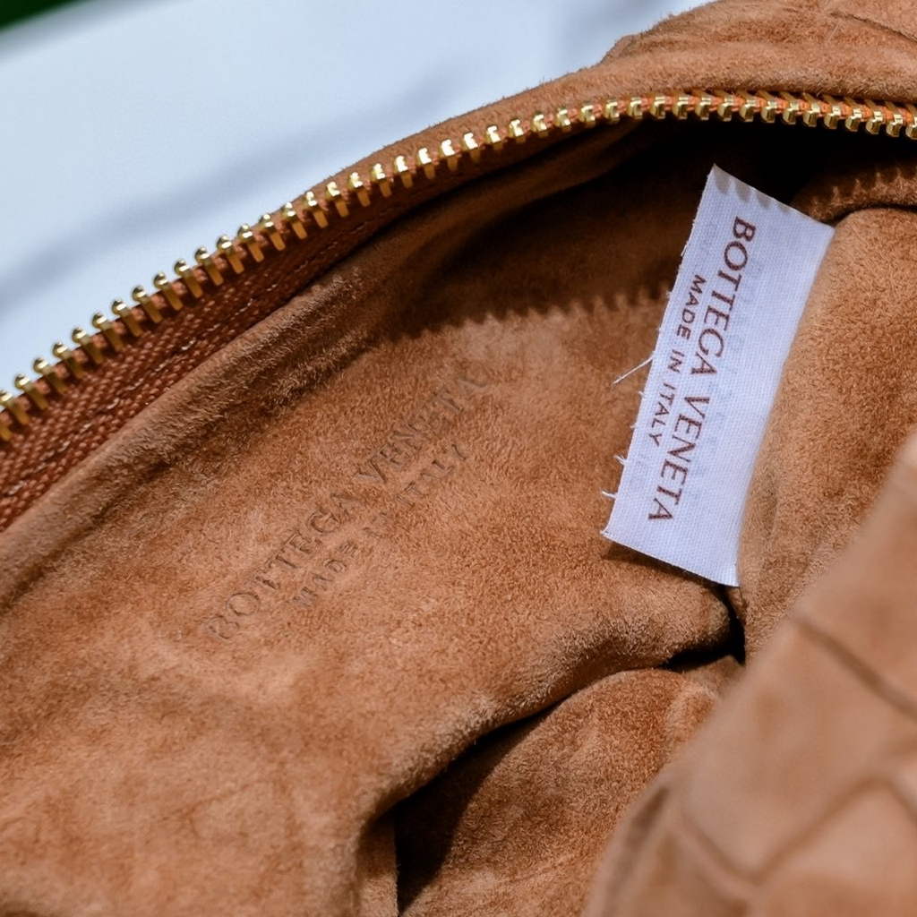 Bottega Veneta Mini Jodie top handle bag 651876 Suede Brown