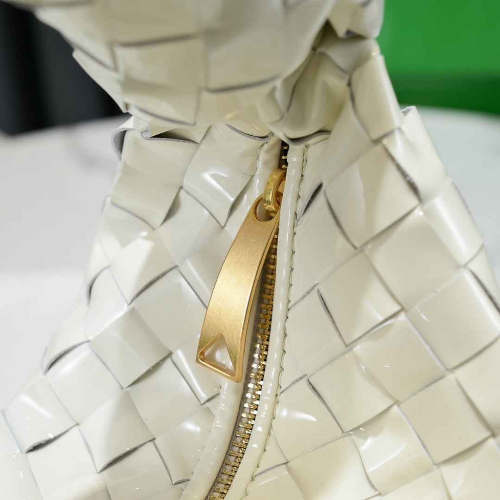 Bottega Veneta Mini Jodie top handle bag 651876 Beige Light skin leather