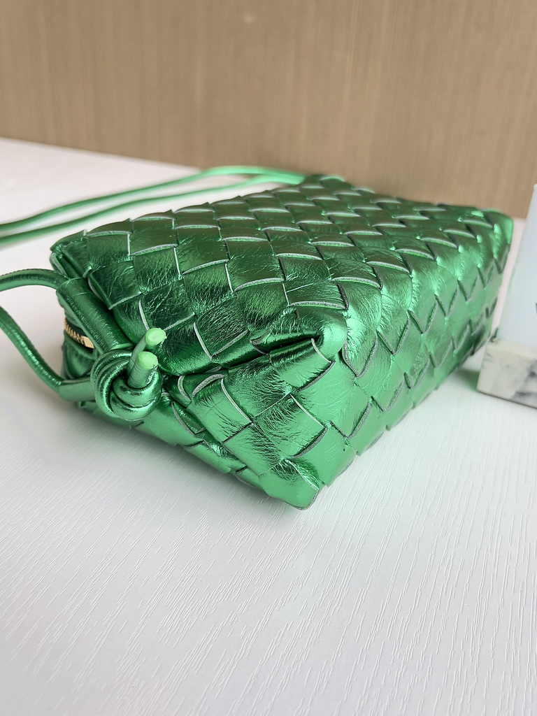 Bottega Veneta Mini Loop Camera Cross-Body Bag 680254 Green