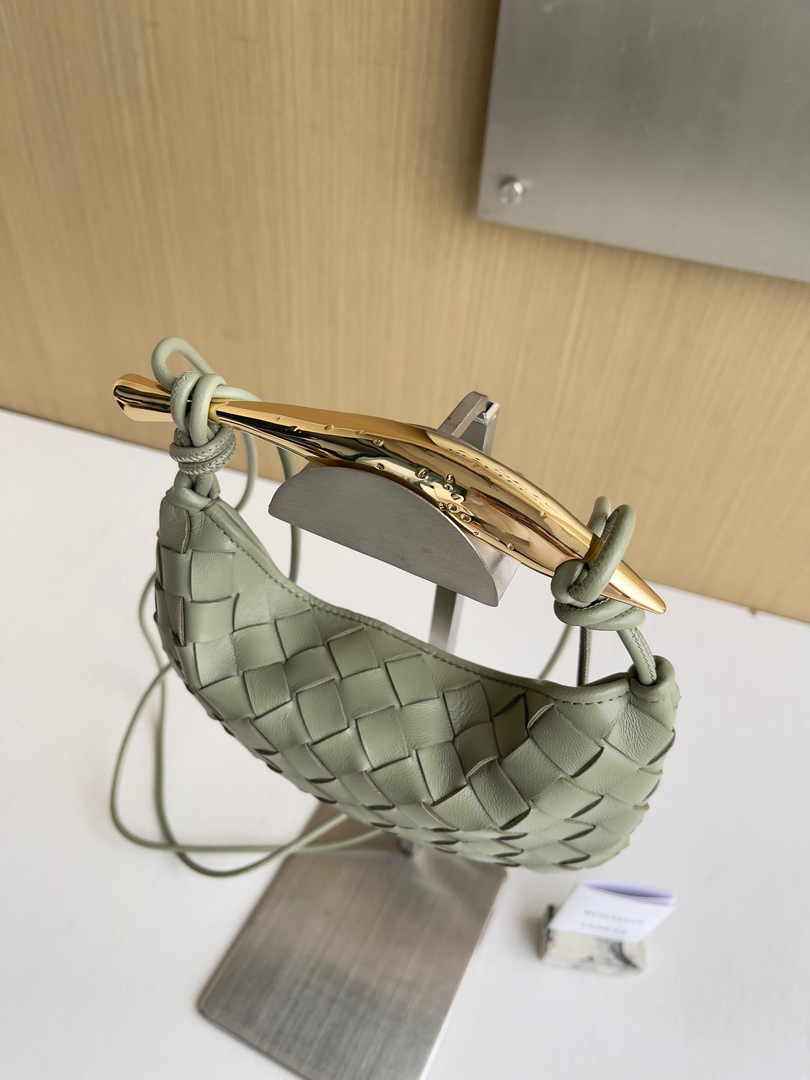 Bottega Veneta Mini Sardine 744267 Lambskin Light Green