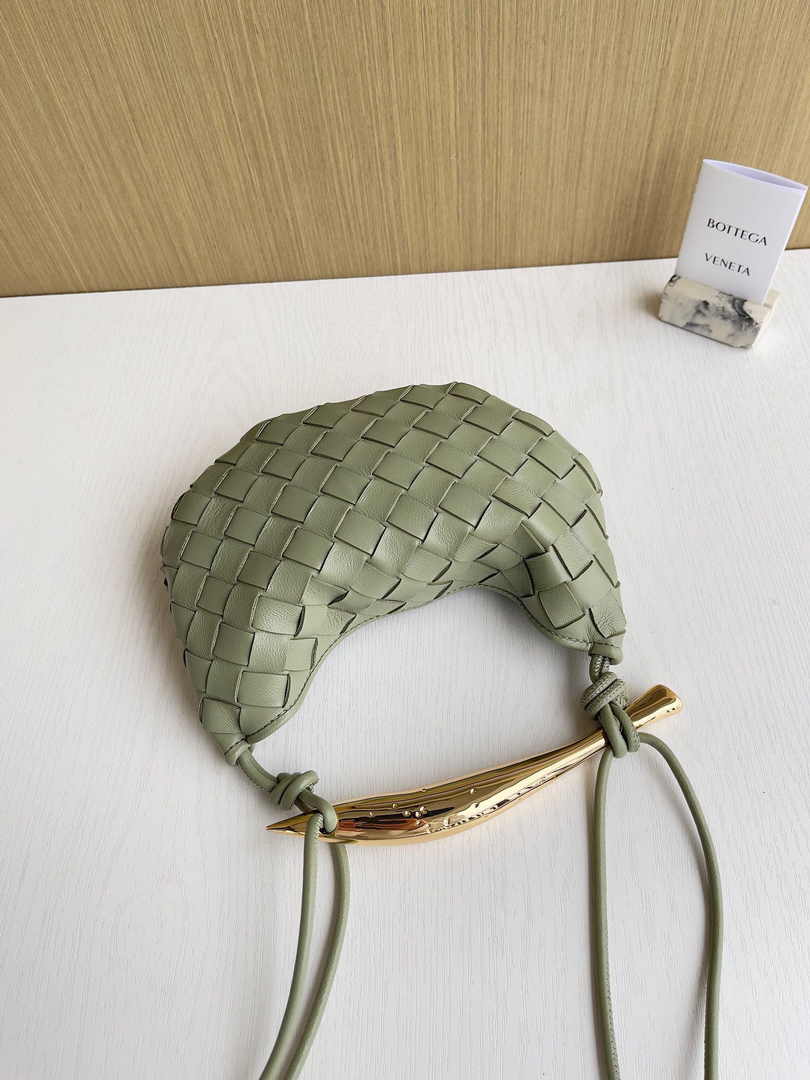Bottega Veneta Mini Sardine 744267 Lambskin Light Green