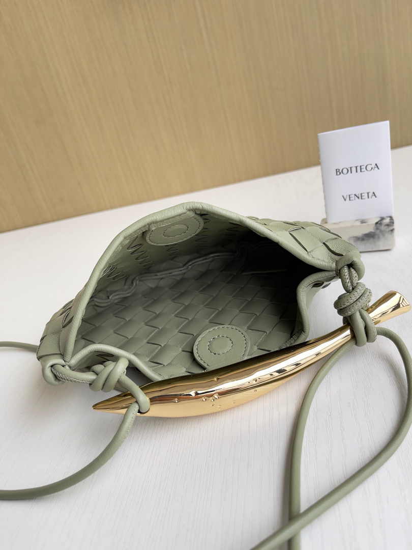 Bottega Veneta Mini Sardine 744267 Lambskin Light Green
