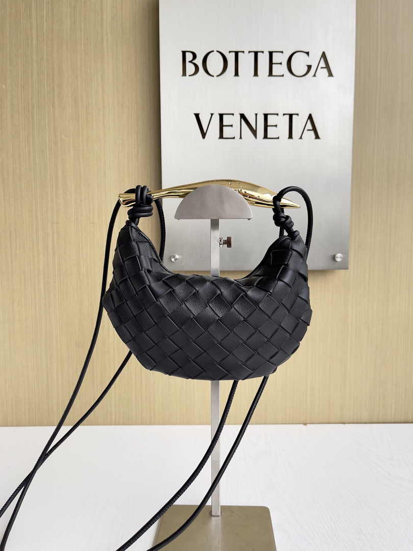 Bottega Veneta Mini Sardine 744267 Lambskin Black