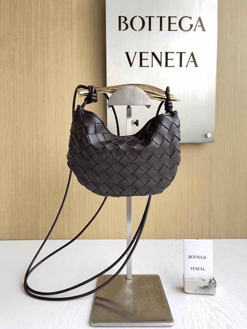 Bottega Veneta Mini Sardine 744267 Lambskin Coffee