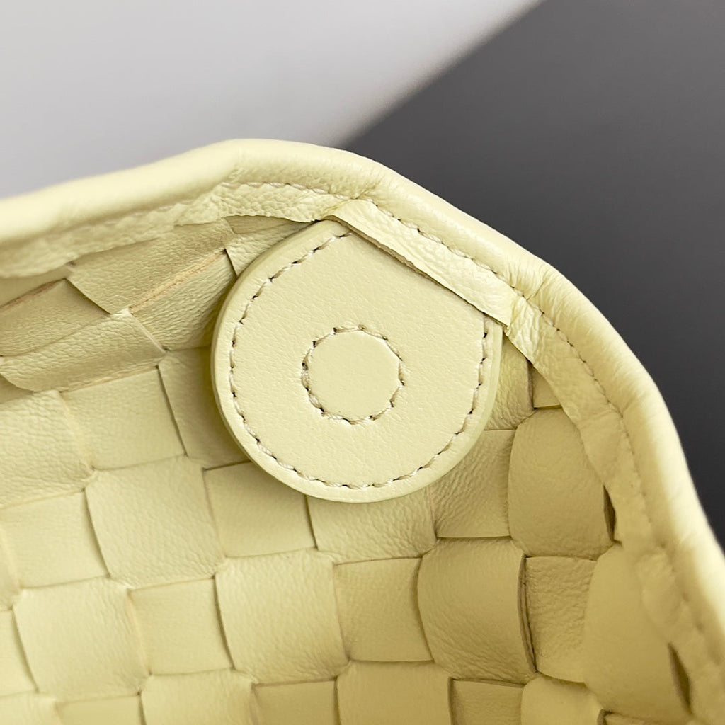 Bottega Veneta Mini Sardine 744267 Lambskin Yellow