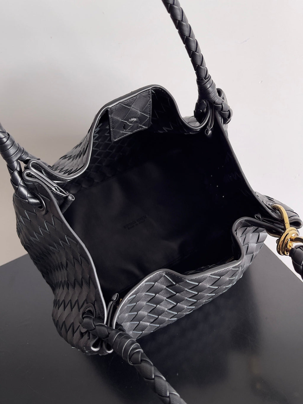 Bottega Veneta Parachute Large 796571 – Black Calfskin Leather Hobo Bag - Default Title - View 9
