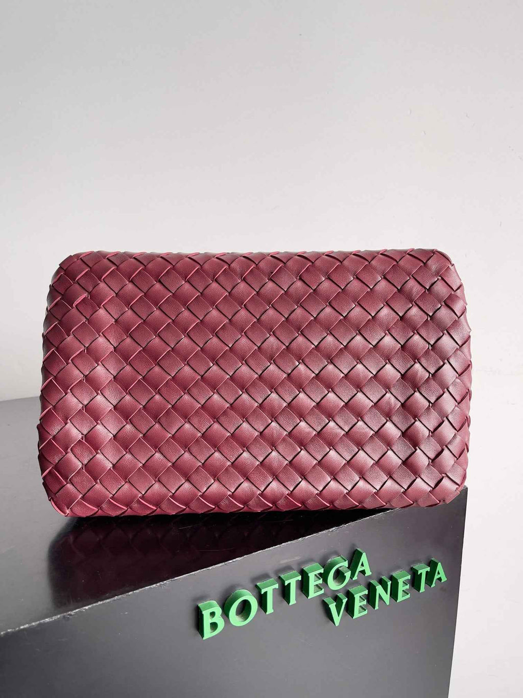 Bottega Veneta Parachute Large 796571 – Wine Red Leather Hobo Bag - Default Title - View 3
