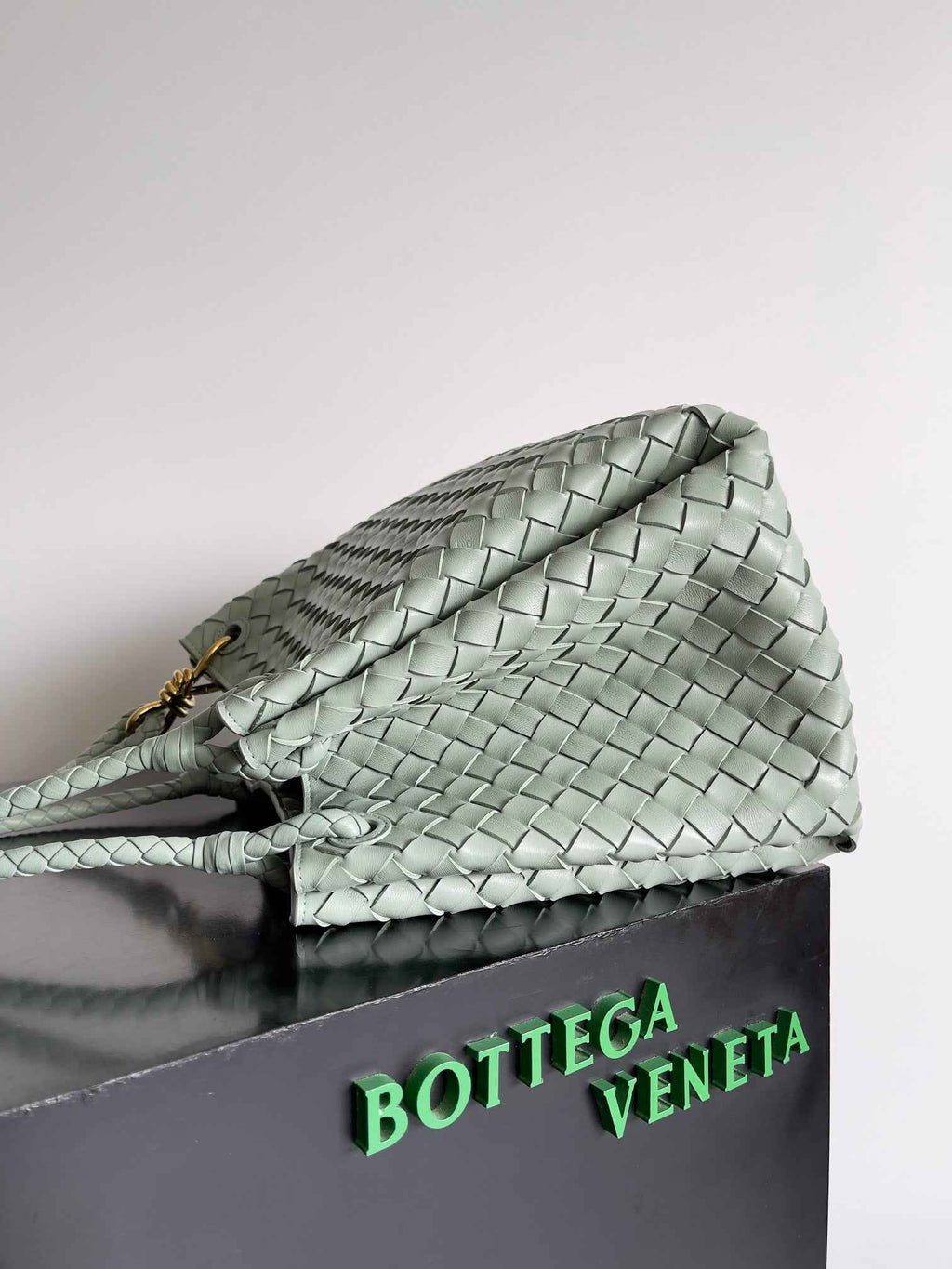 Bottega Veneta Parachute Large 796571 – Light Green Leather - Default Title - View 4