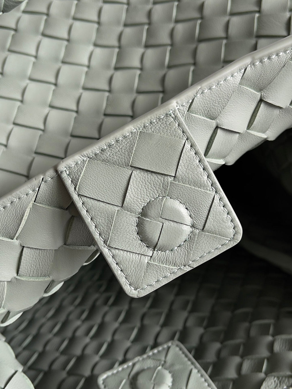 Bottega Veneta Parachute Large 796571 – Light Green Leather - Default Title - View 7