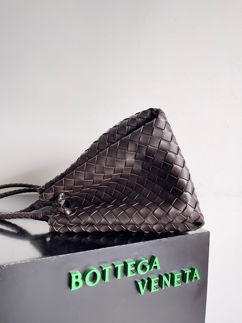 Bottega Veneta Parachute Large 796571 – Coffee Leather Hobo Bag - Default Title - View 5