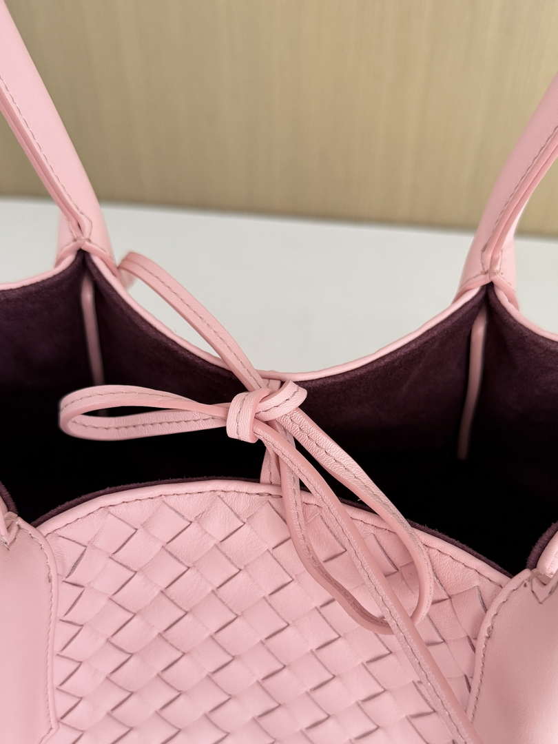 Bottega Veneta Pinacoteca Bag 817166 Pink calfskin
